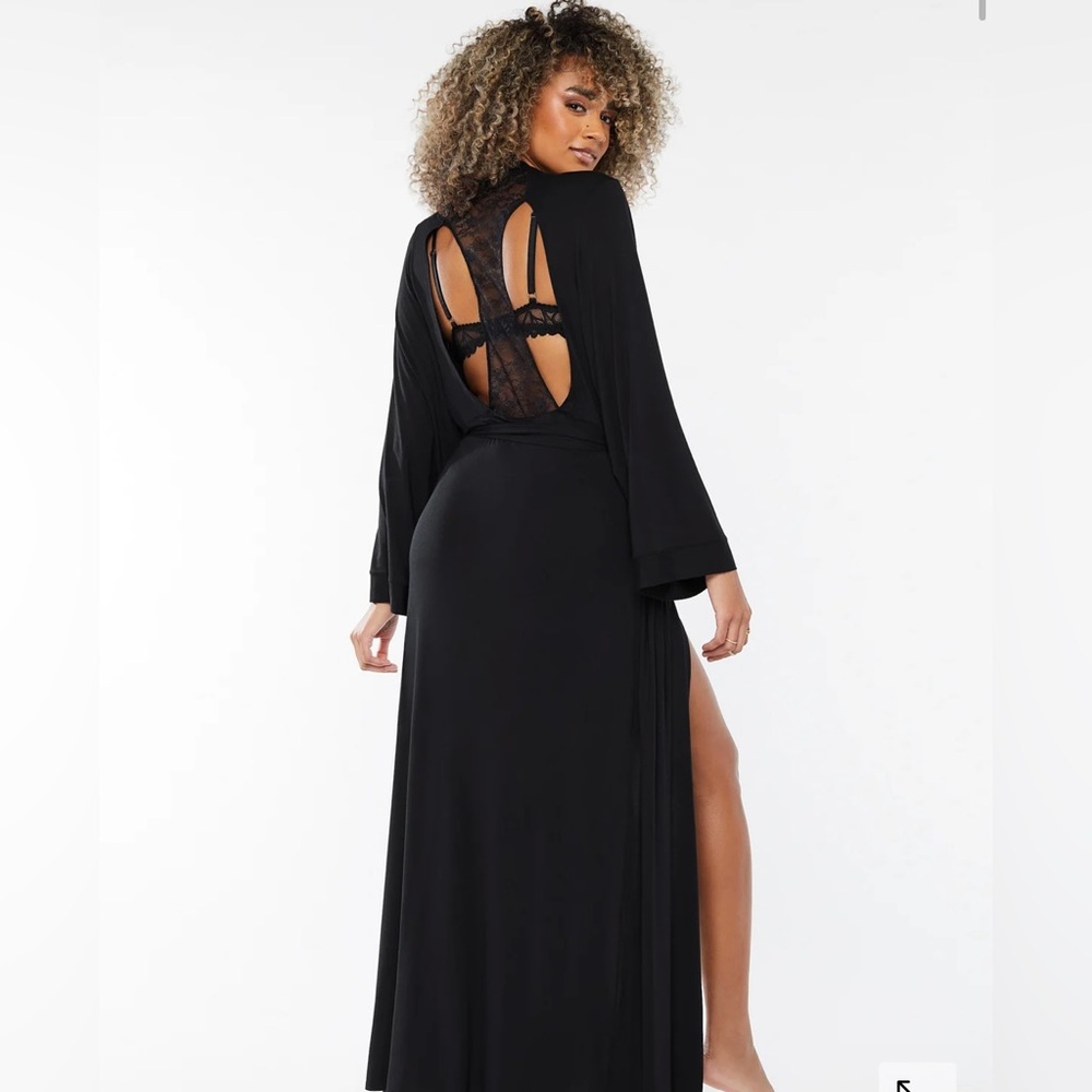 NWT Savage x Fenty racerback robe
